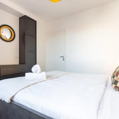 Hypercentre: Apartment Near Station With Parking Lille Exterior photo